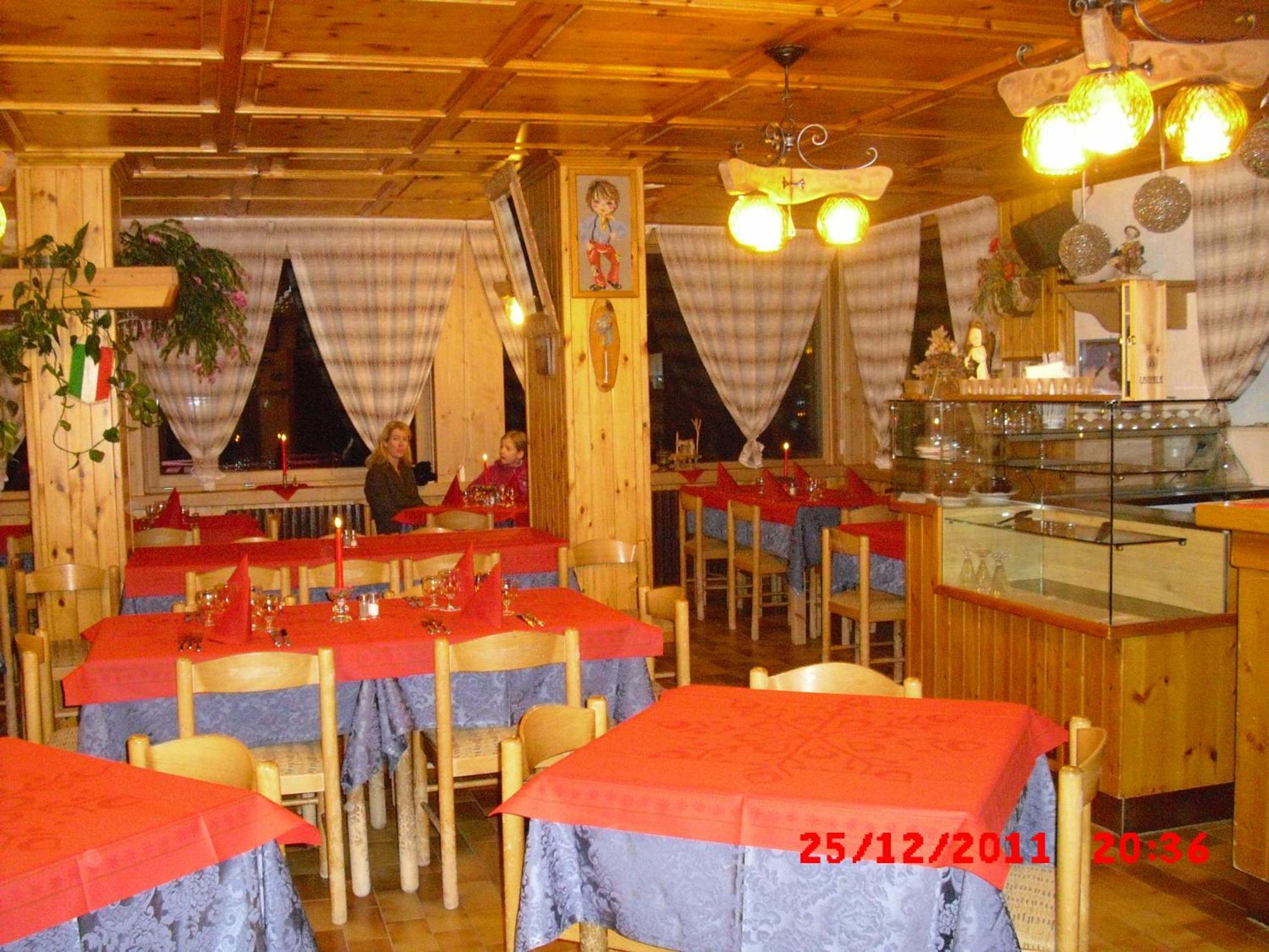 Chalet Dei Rododendri Villa Valdisotto Kültér fotó