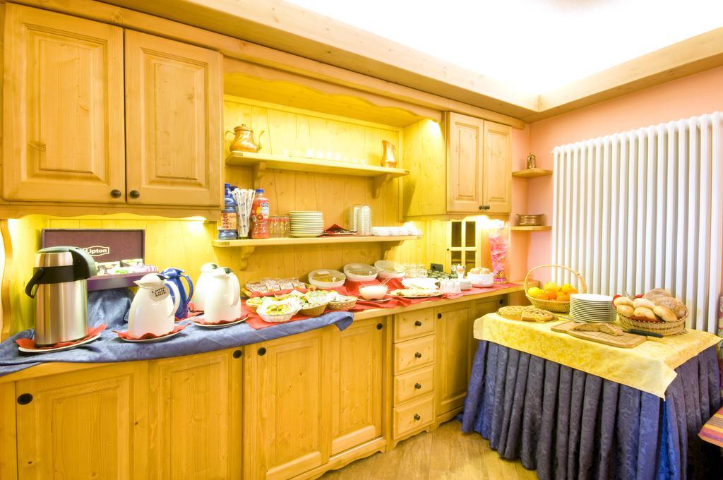Chalet Dei Rododendri Villa Valdisotto Kültér fotó